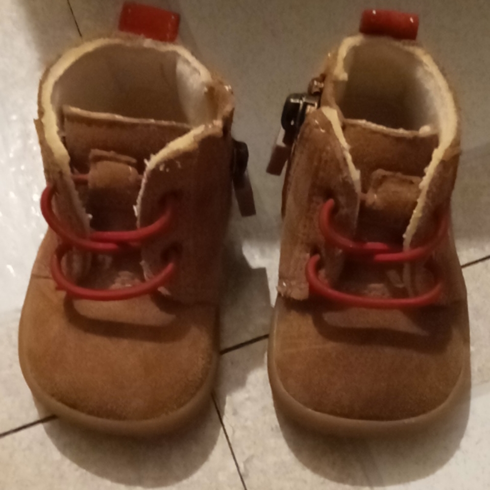 Ugg